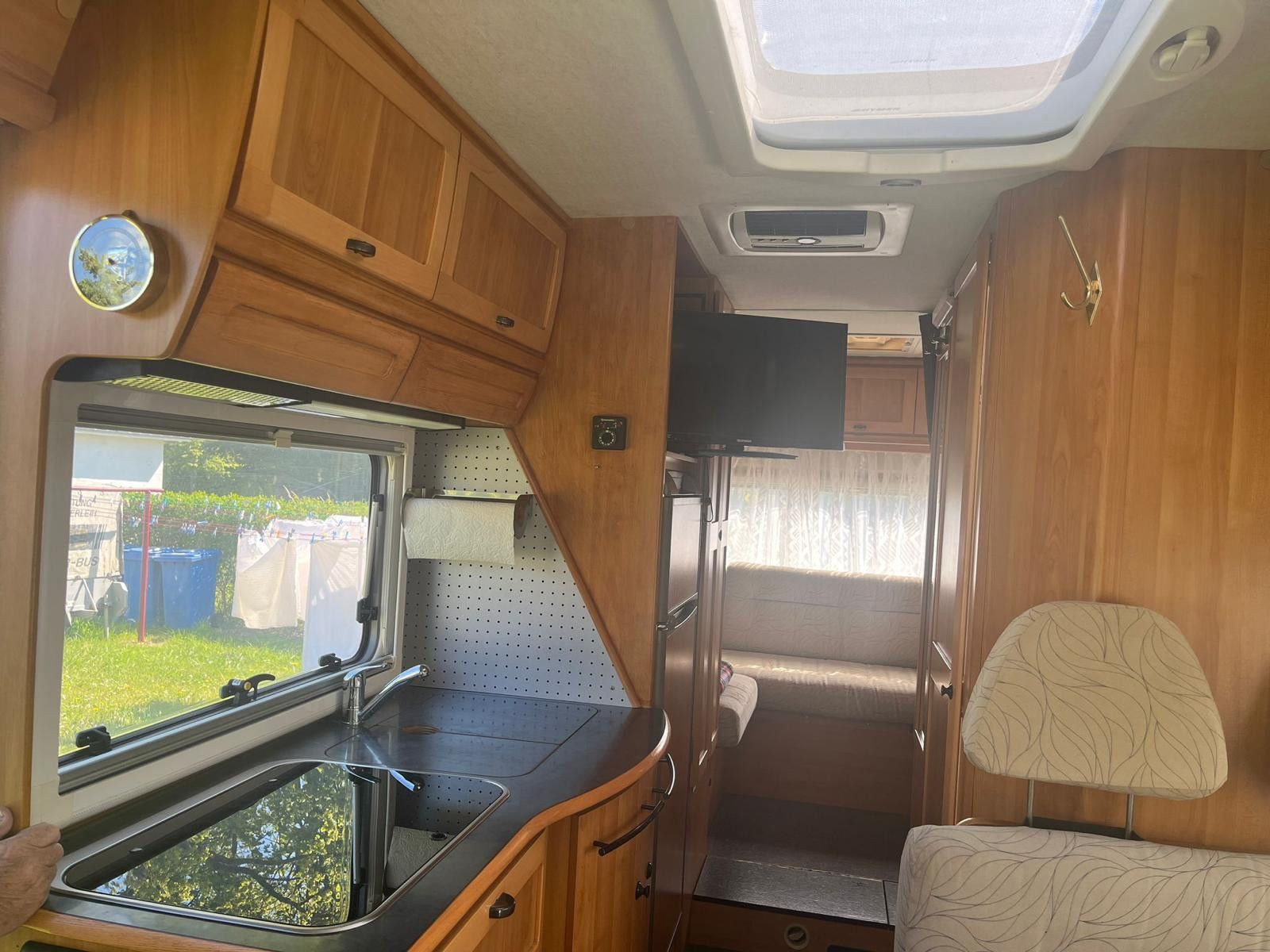 Fahrzeugabbildung HYMER / ERIBA / HYMERCAR S660 Automatik/AHK/SAT/Solar/Klima/Markise/Rückf
