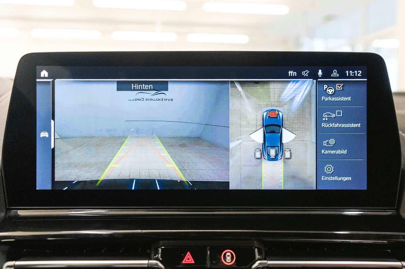 Fahrzeugabbildung BMW M850i xDrive Coupe HUD H&K 360° LASER INDIVIDUAL