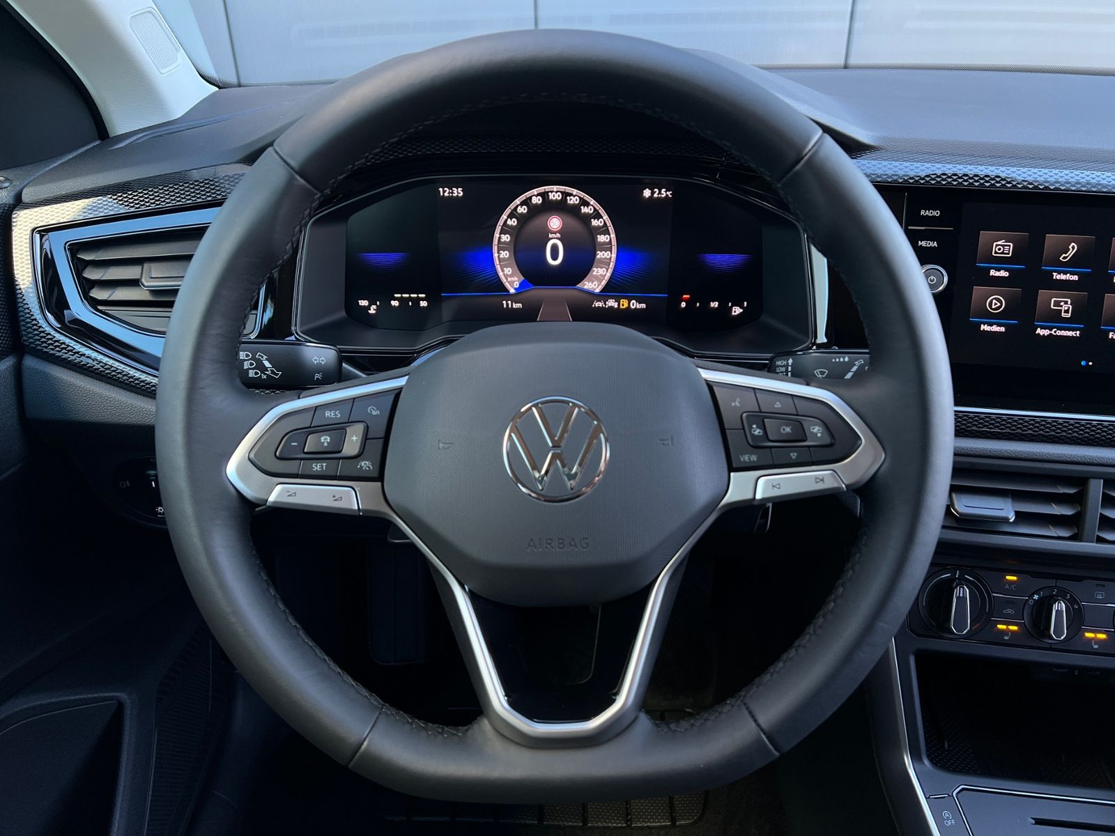 Fahrzeugabbildung Volkswagen Polo Life 1.0 TSI *LED, Klima, Sitzhzg., App-Con