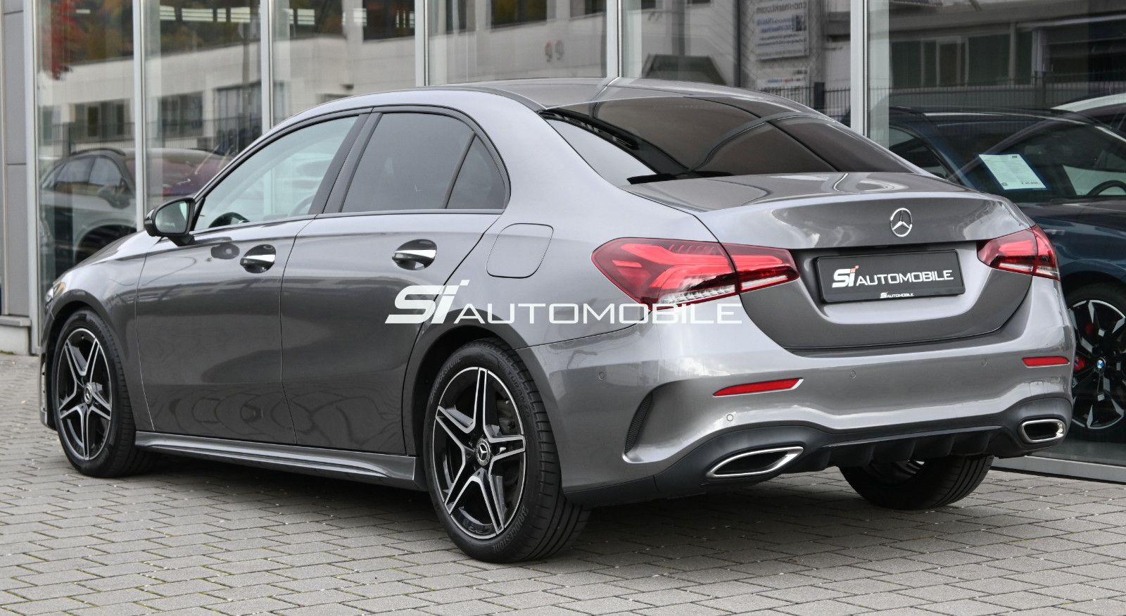 Fahrzeugabbildung Mercedes-Benz A 220 d DCT Limousine AMG Line °NIGHT°ACC°360°