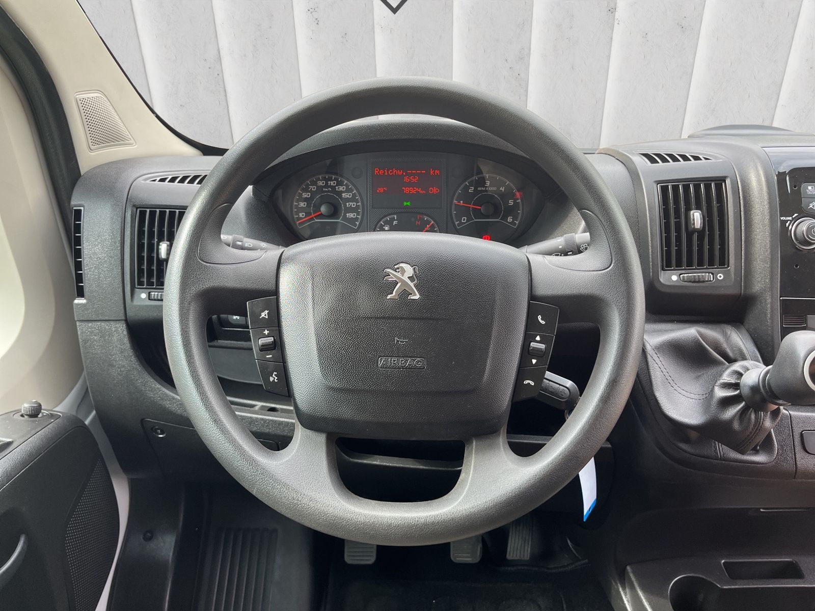 Fahrzeugabbildung Peugeot Boxer 435 L4H2 Pro*Navi*PDC*Kamera*Klima*TOP**