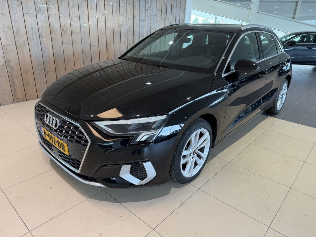 Audi A3 Sportback 30 TFSI Advanced edition
