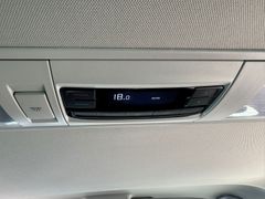 Fahrzeugabbildung Volkswagen T6.1 Multivan 2,0 TDI Navi Sitzh ACC 3xKlima