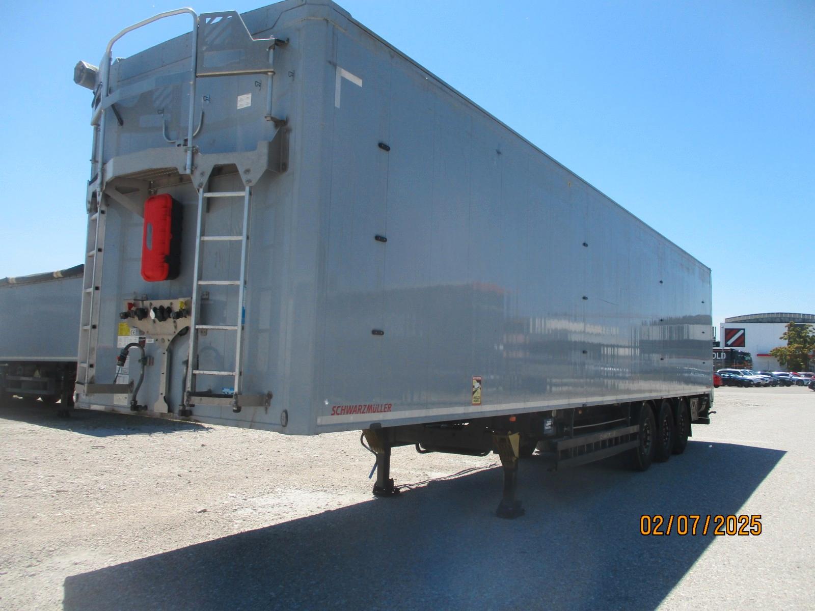 Schwarzmüller 3-Achs-Schubboden-Stahlboden