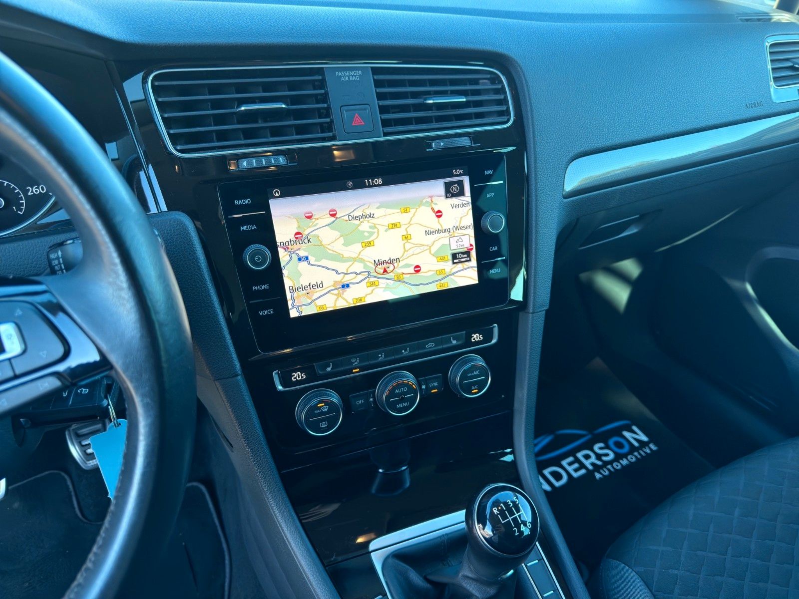 Fahrzeugabbildung Volkswagen GOLF 1.4 TSI JOIN NAVI TEL LED AHK