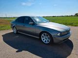 BMW E39 525i - BMW 525: 525i E39