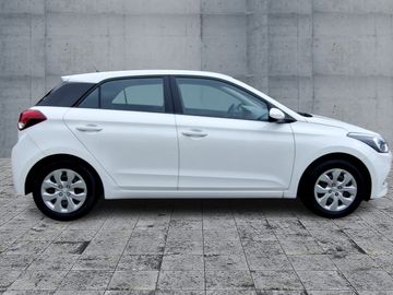 Hyundai i20 1.2 Select (75PS)