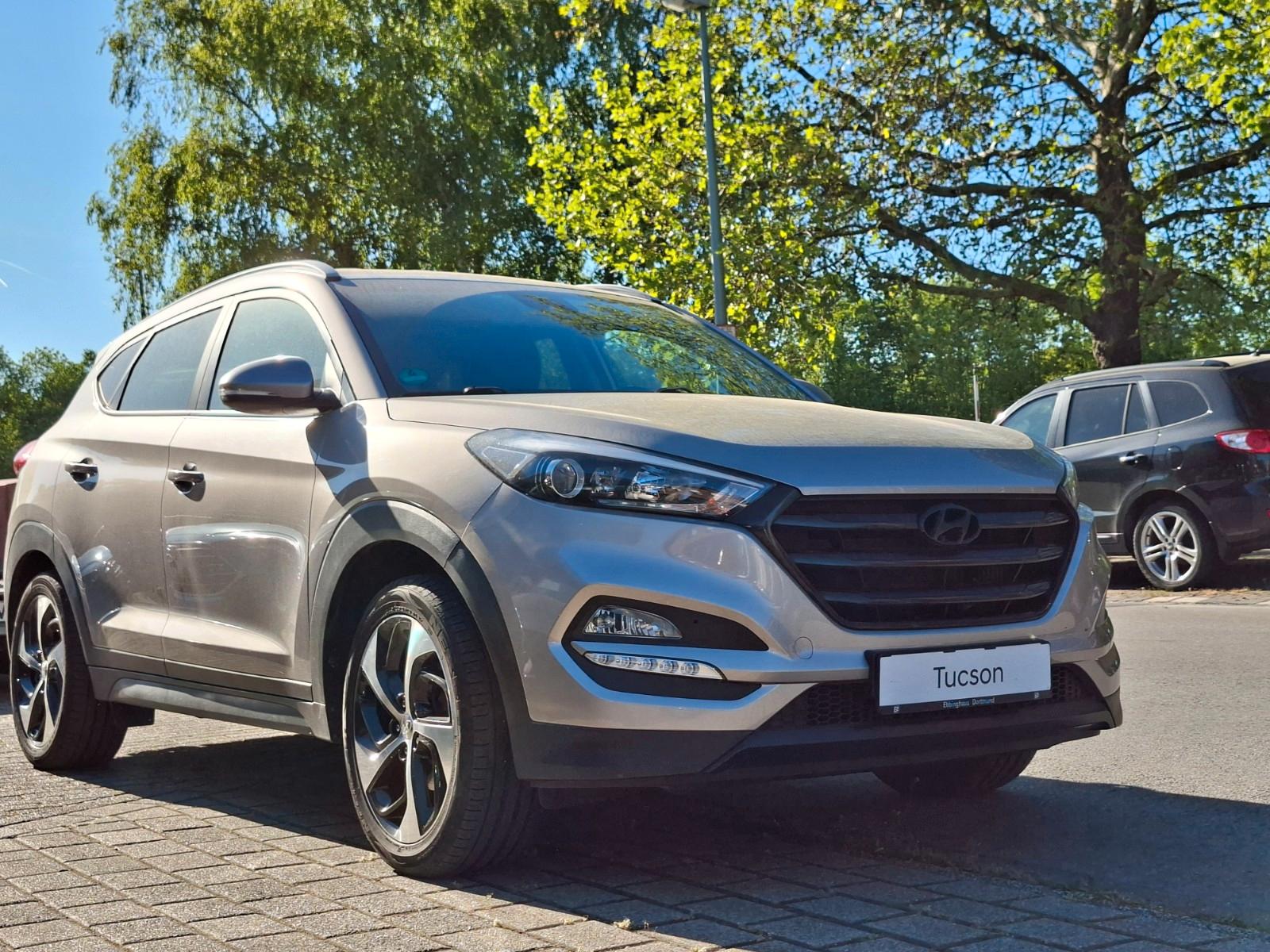 Hyundai Tucson Advantage 4WD Automatik  AHK