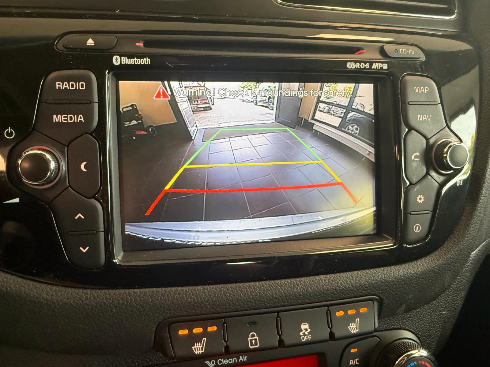Kia Ceed Sportswagon Spirit Behindertenger. Handgas