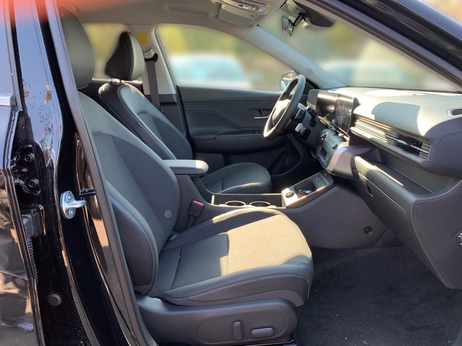 Fahrzeugabbildung Hyundai KONA 1.6 T-GDI 7-DCT Prime