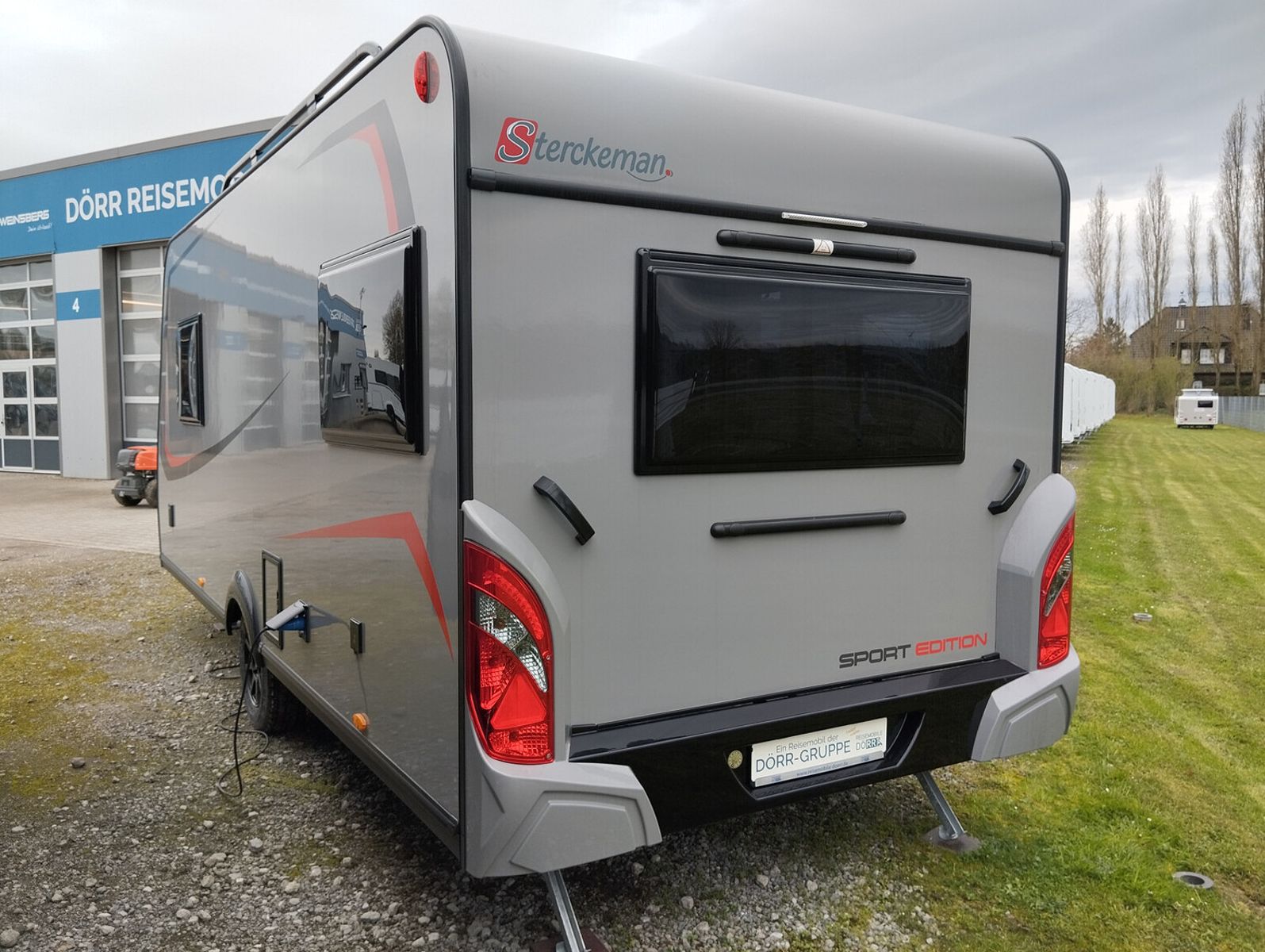 Fahrzeugabbildung Sterckeman Sport Edition 492LJ Camper + Arctic Paket Sidney