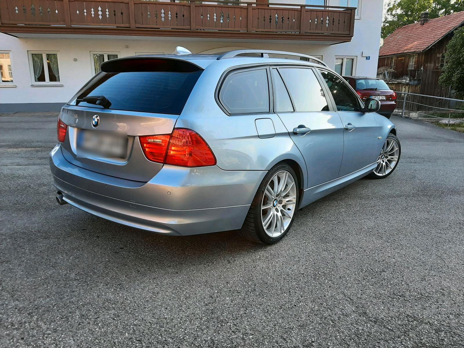 BMW 320 2009 — photo 5