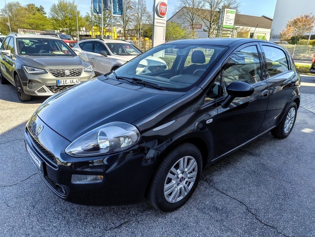 Fahrzeugabbildung Fiat Punto Lounge 1.3 16V Mjet