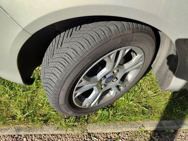 Fahrzeugbild 12