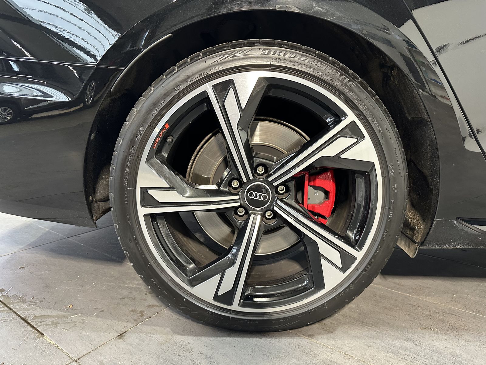 Fahrzeugabbildung Audi A4 Avant 50 TDI Qu S-Line Black NAV+LED+AHK+B&O