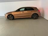 Mercedes-Benz A 250 e AMG Night RüKam MultibeamLED Sound - : Gold, Plug-In Hybrid, Limousine
