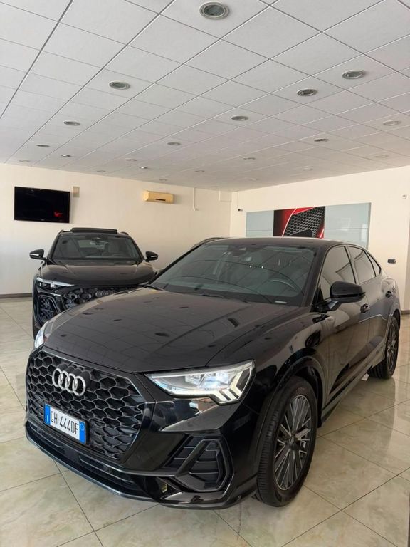 Image of Audi Q3