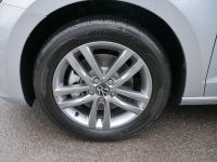 Volkswagen Touran - Vorschau Bild 4