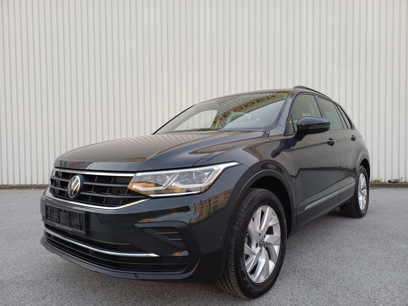 Volkswagen Tiguan Life 2.0 TDI 4Motion/Matrix/ACC/Navi/AHK