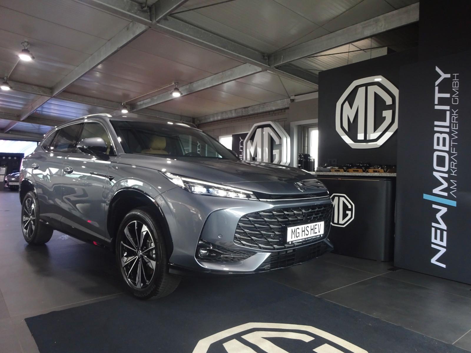 MG HS Hybrid + Luxury MY25.5