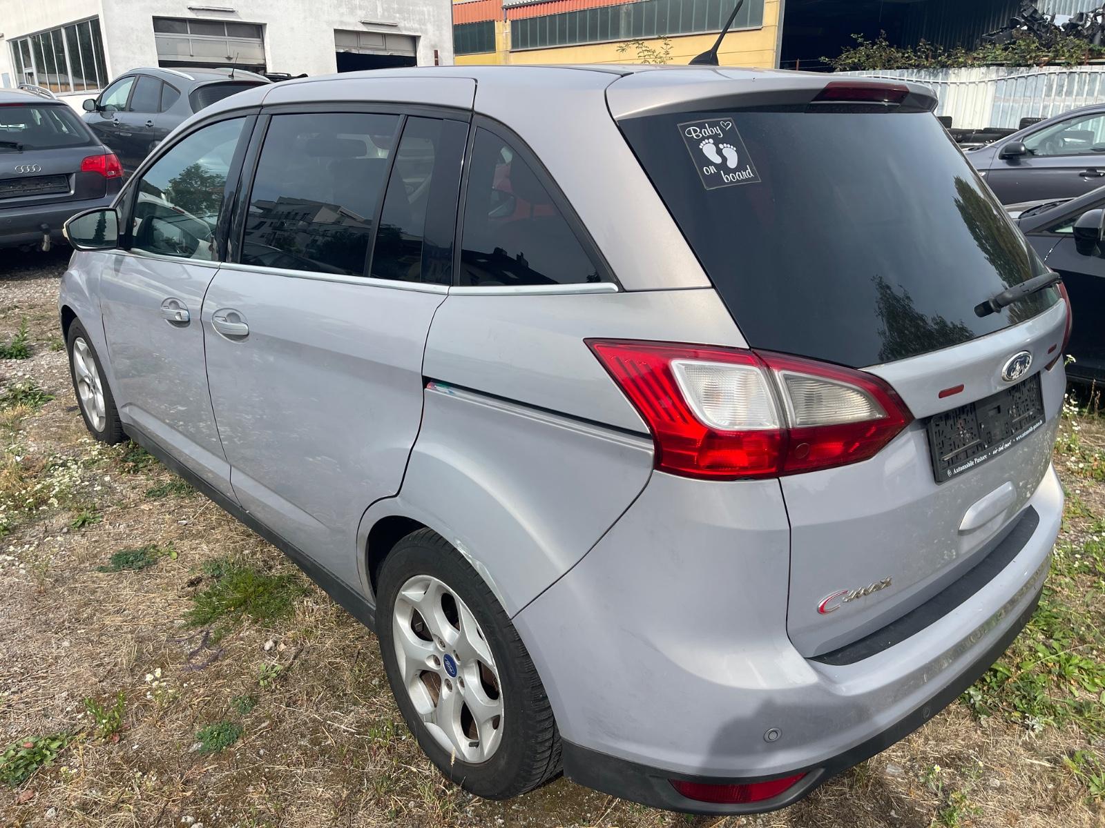 Ford Grand C-MAX 2012 — photo 6
