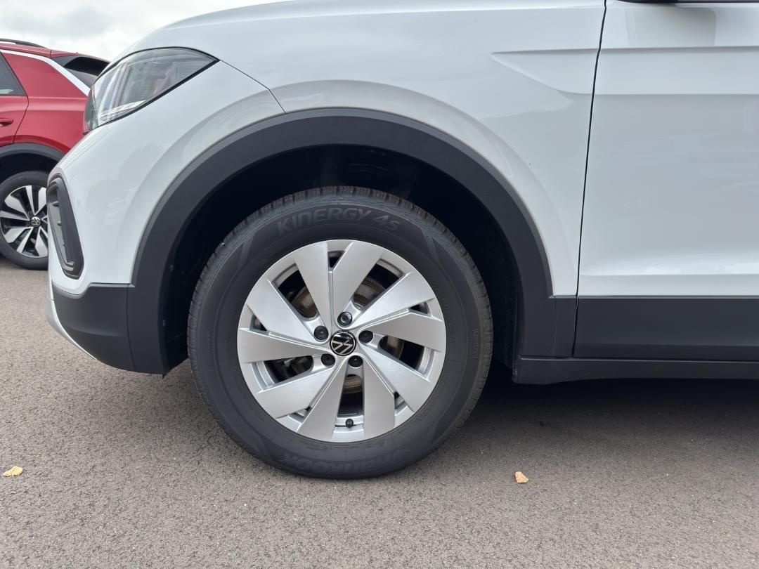Fahrzeugabbildung Volkswagen T-Cross 1.0 TSI 70 kW Life LED,Navi,SHZ,ACC,PDC