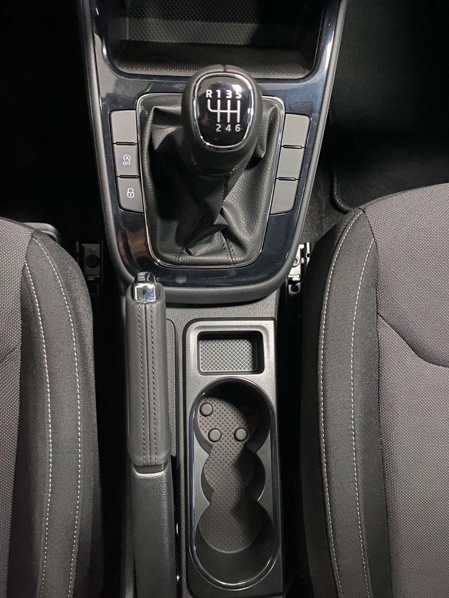 Fahrzeugabbildung SKODA Fabia 1.0l TSI Selection+KAMERA+KLIMATRONIC+ALU+