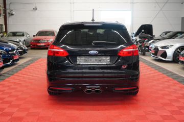 Ford Focus - 9