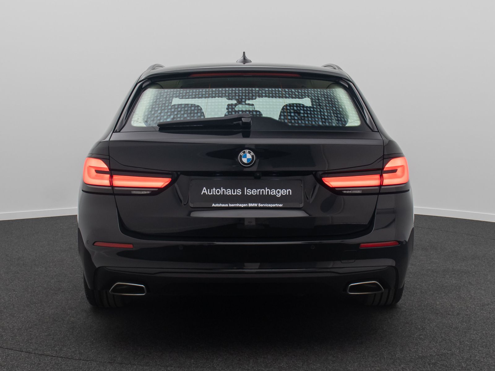 Fahrzeugabbildung BMW 520d Alarm DAB HUD Kamera 4xKlima Leder Komfort