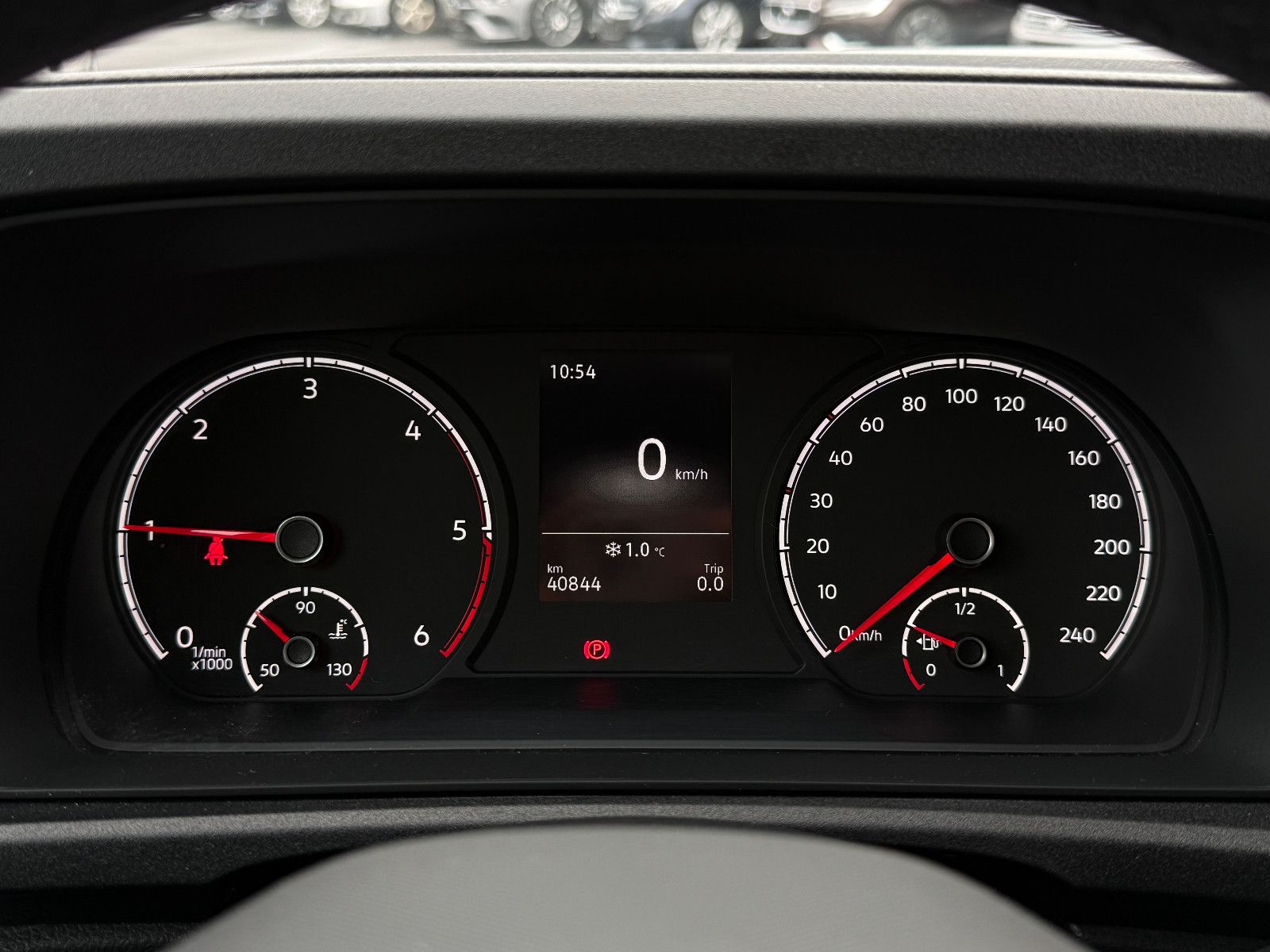 Fahrzeugabbildung Volkswagen Caddy Life 2.0 TDI ACC DAB PDC SHZ Winterpaket