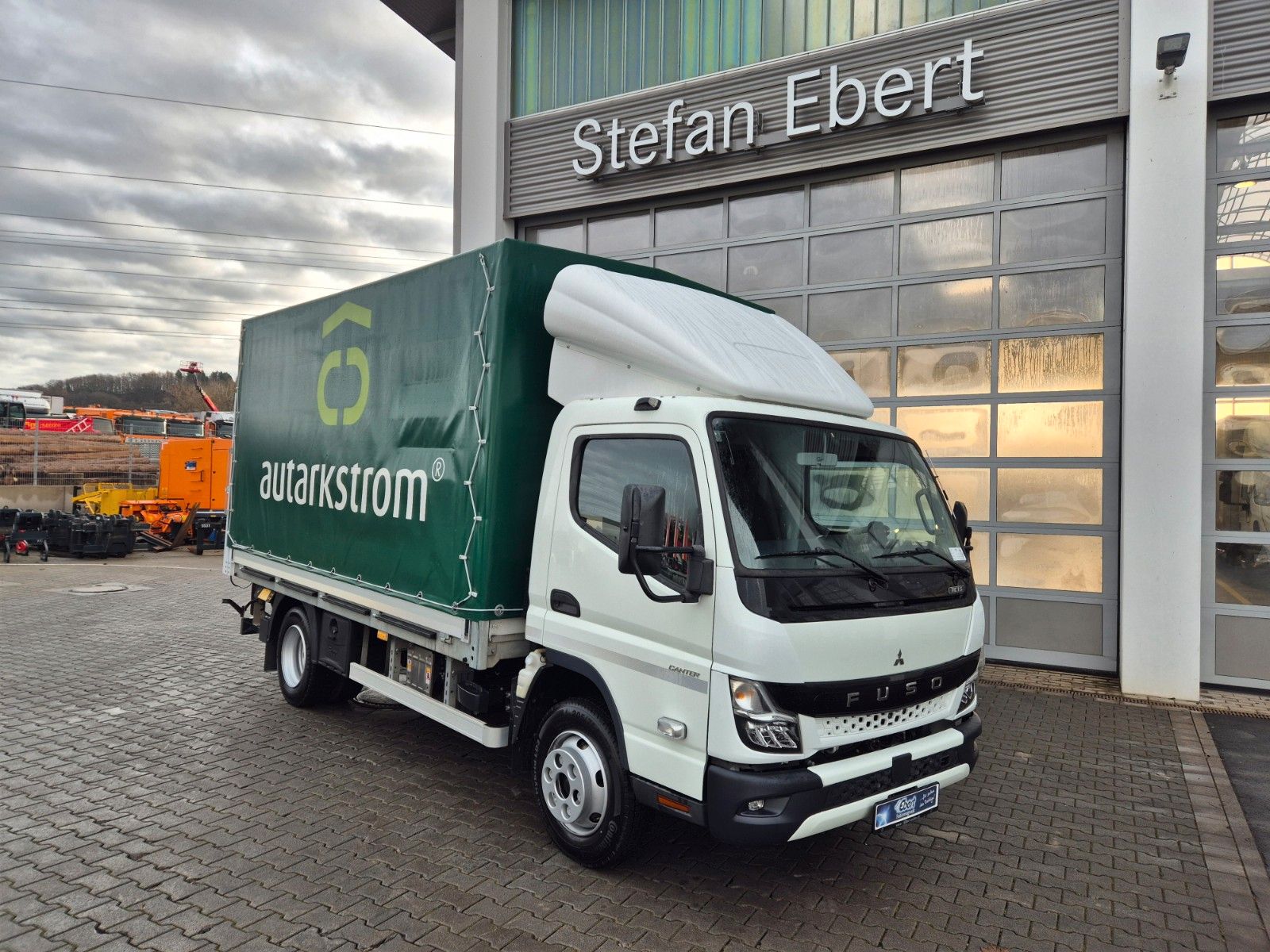 Fahrzeugabbildung Mitsubishi Canter 7C15 LBW Klima Navi Kamera AHK