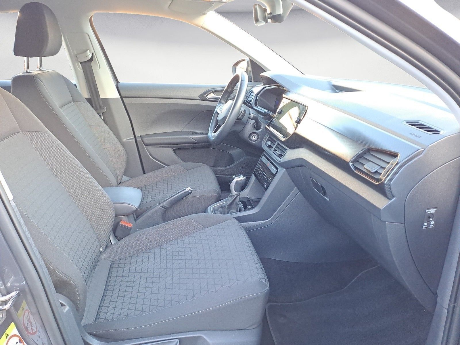 Volkswagen T-Cross - Bild 9