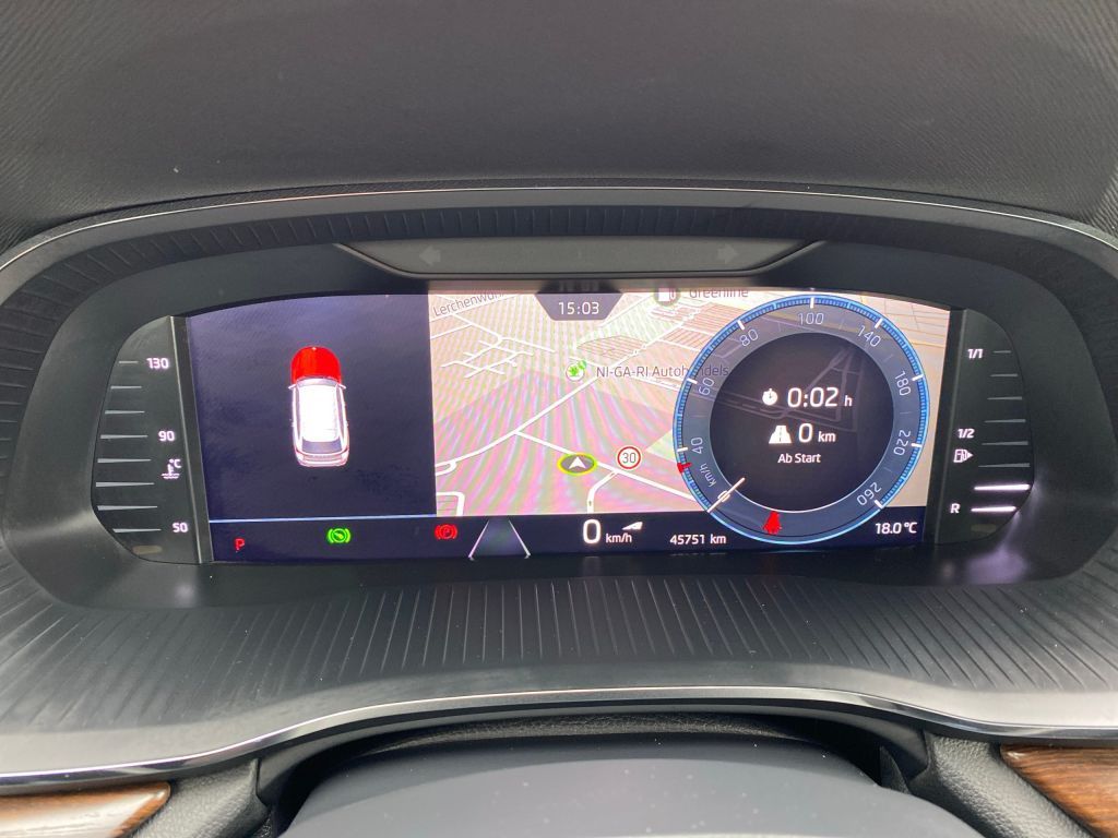 Fahrzeugabbildung SKODA Octavia Combi 2.0 TDI DSG 4x4 Scout
