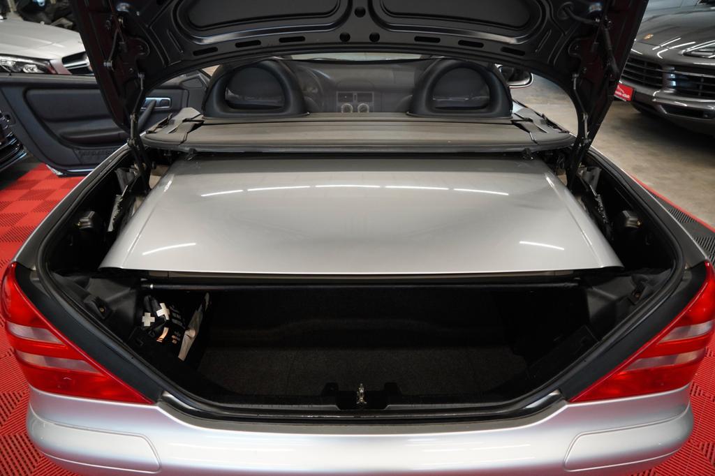 Mercedes-Benz SLK 200