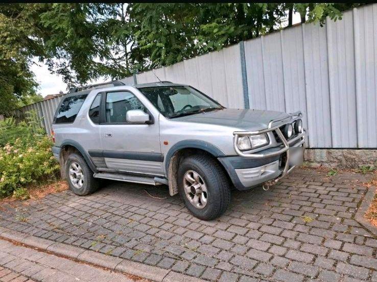 Opel Frontera