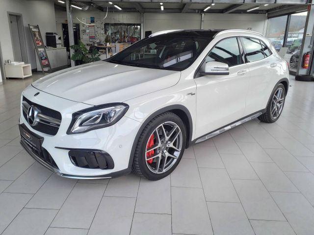 Mercedes-Benz GLA 45 AMG 4Matic*Performance Sitze*PANO*