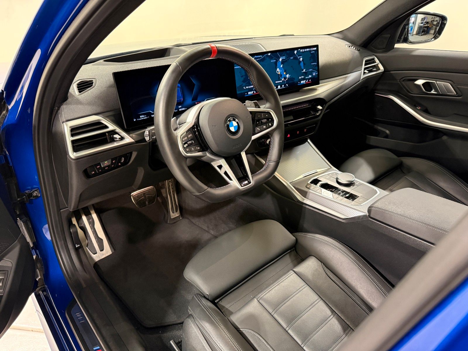 BMW M340i xDrive Touring Pro 392PS AHK Pano 360 HUD foto 9