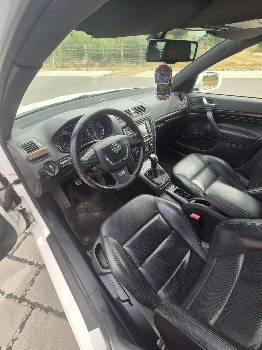 Skoda Octavia 2013 — photo 14