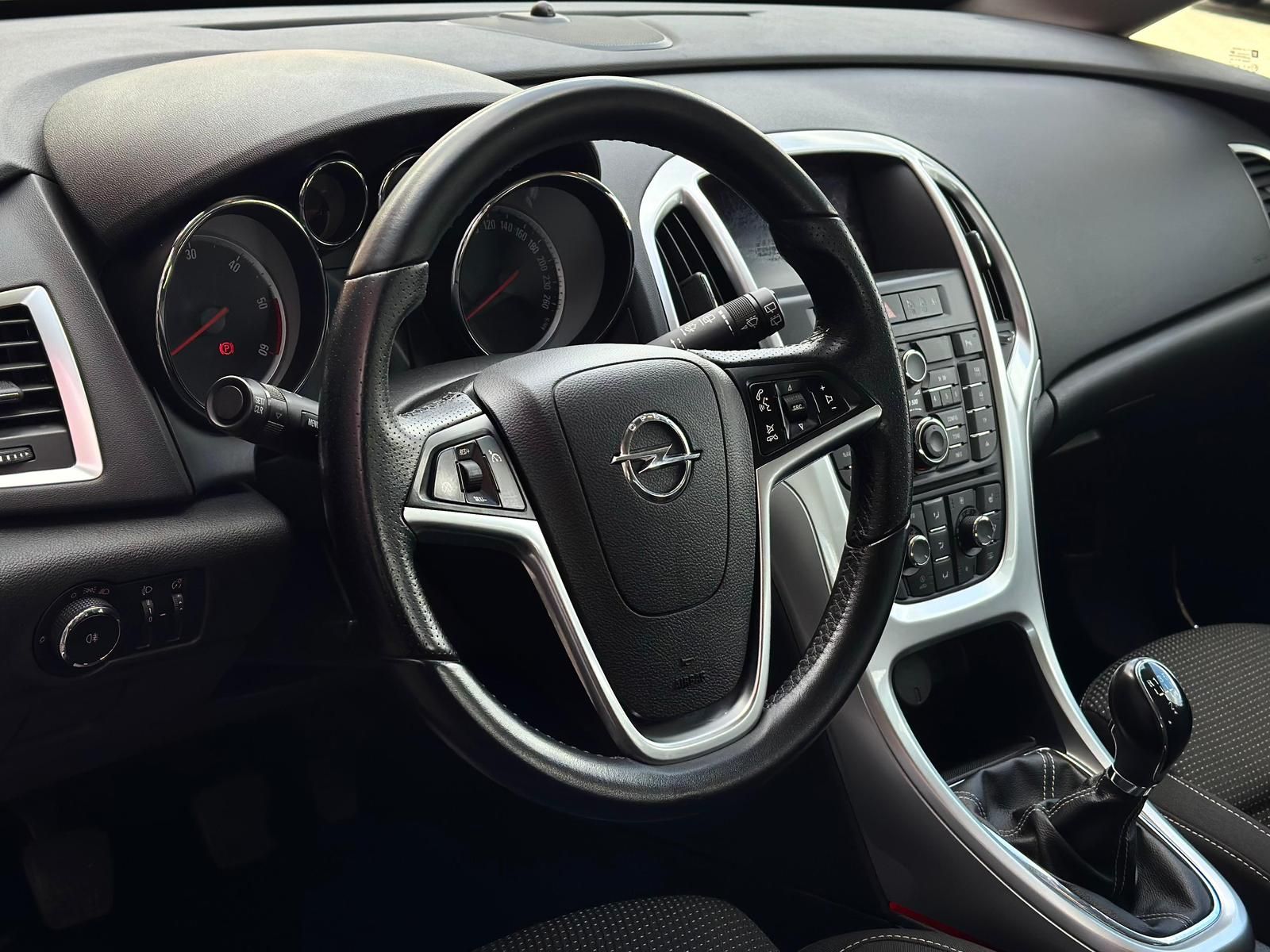 OPEL Astra 1.7CDTI SPORT PDC#NAVI#KLIMA#ALU#TEMPO#SHZ - Image 20