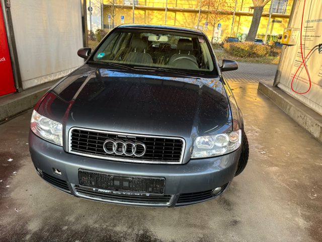 Audi A4 Lim. 1.6