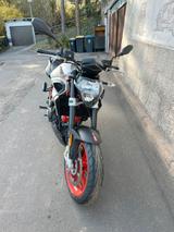 Aprilia Shiver 900 - APRILIA NAKED BIKE