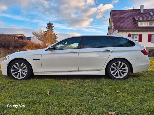 BMW M550d xDrive AHK Standheiz.SoftClose 360View