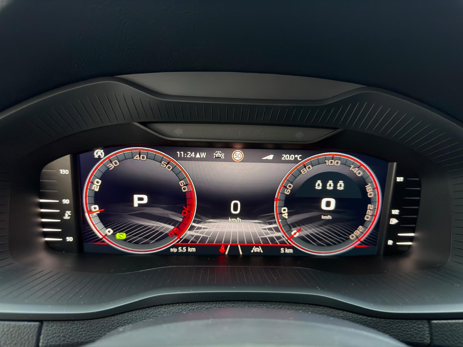 Skoda Karoq Sportline#5J.Gar#Matrix#360°#AHK#Navi#App