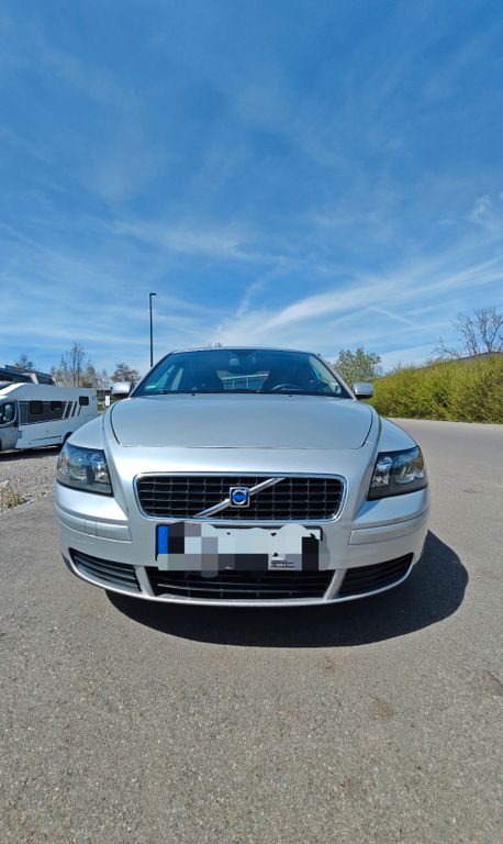Volvo S40