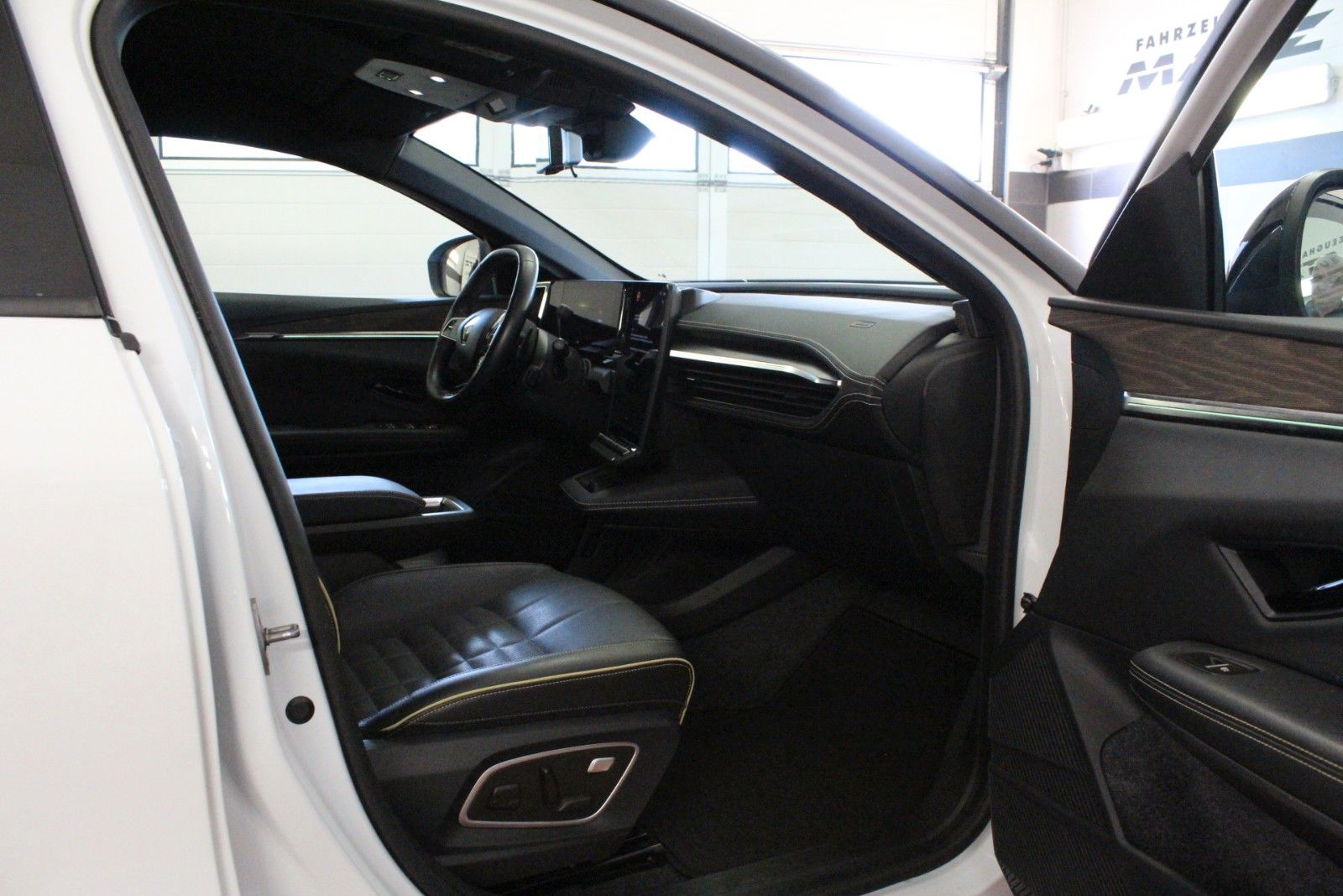 Fahrzeugabbildung Renault Megane E Tech Iconic EV60 220hp optimum charge