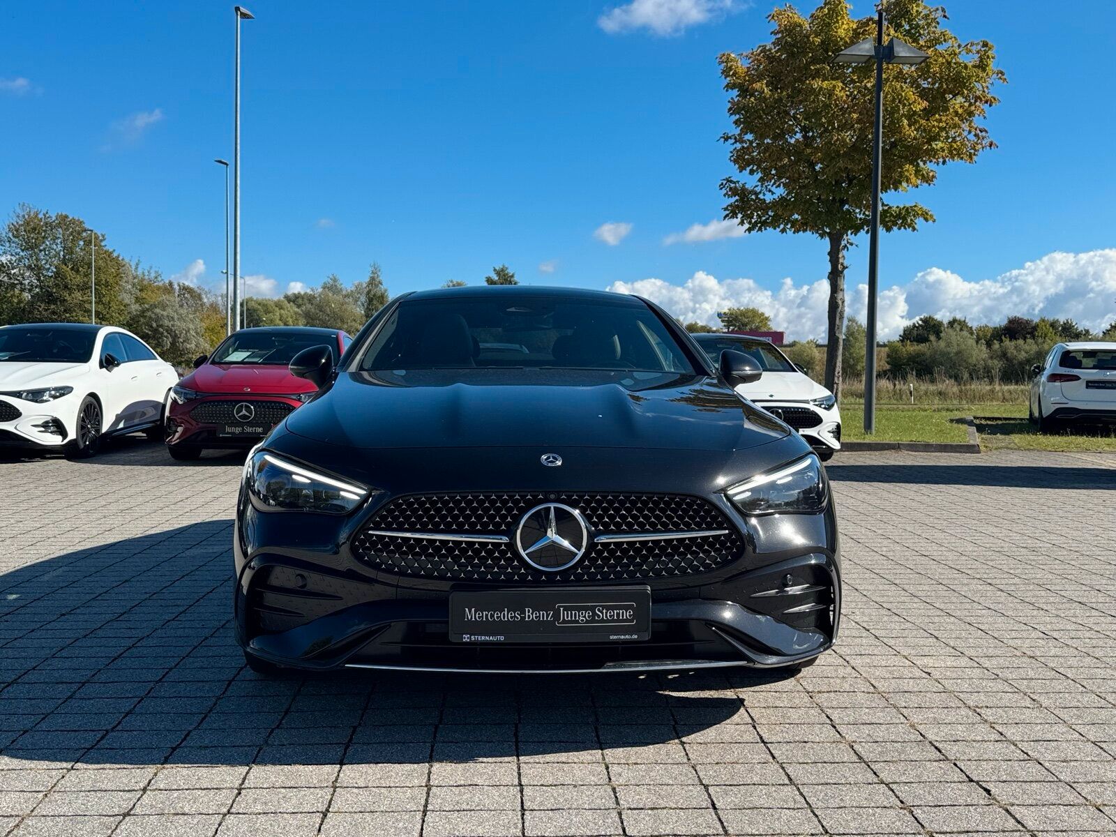 Mercedes-Benz CLE 200 Coupé AMG PanoD 360K Distr Sound Digital imagem 2