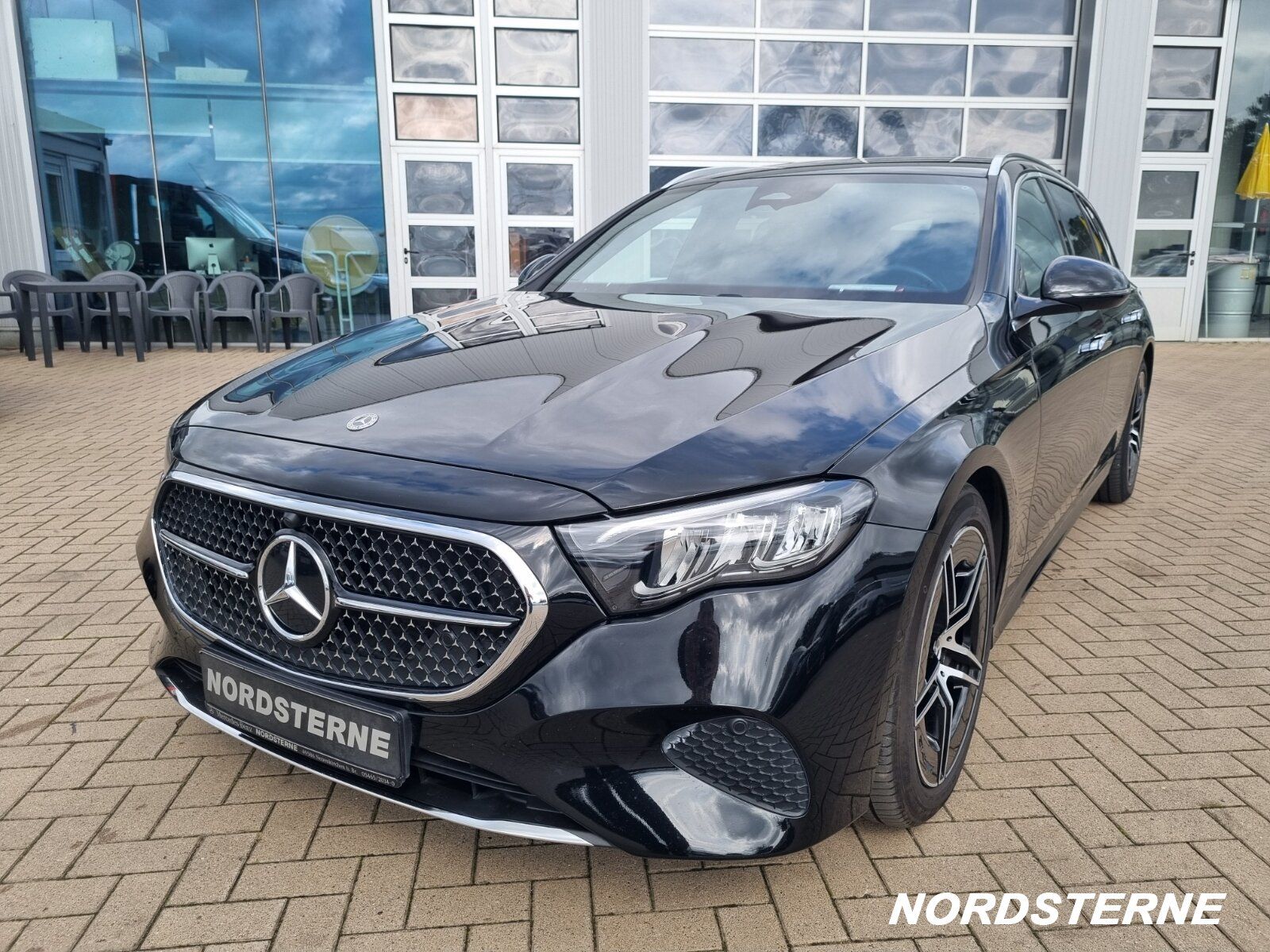 Mercedes-Benz E 300 de 4M T AVANTGARDE+DISTRONIC+AHK+KEYLESS imagem 2