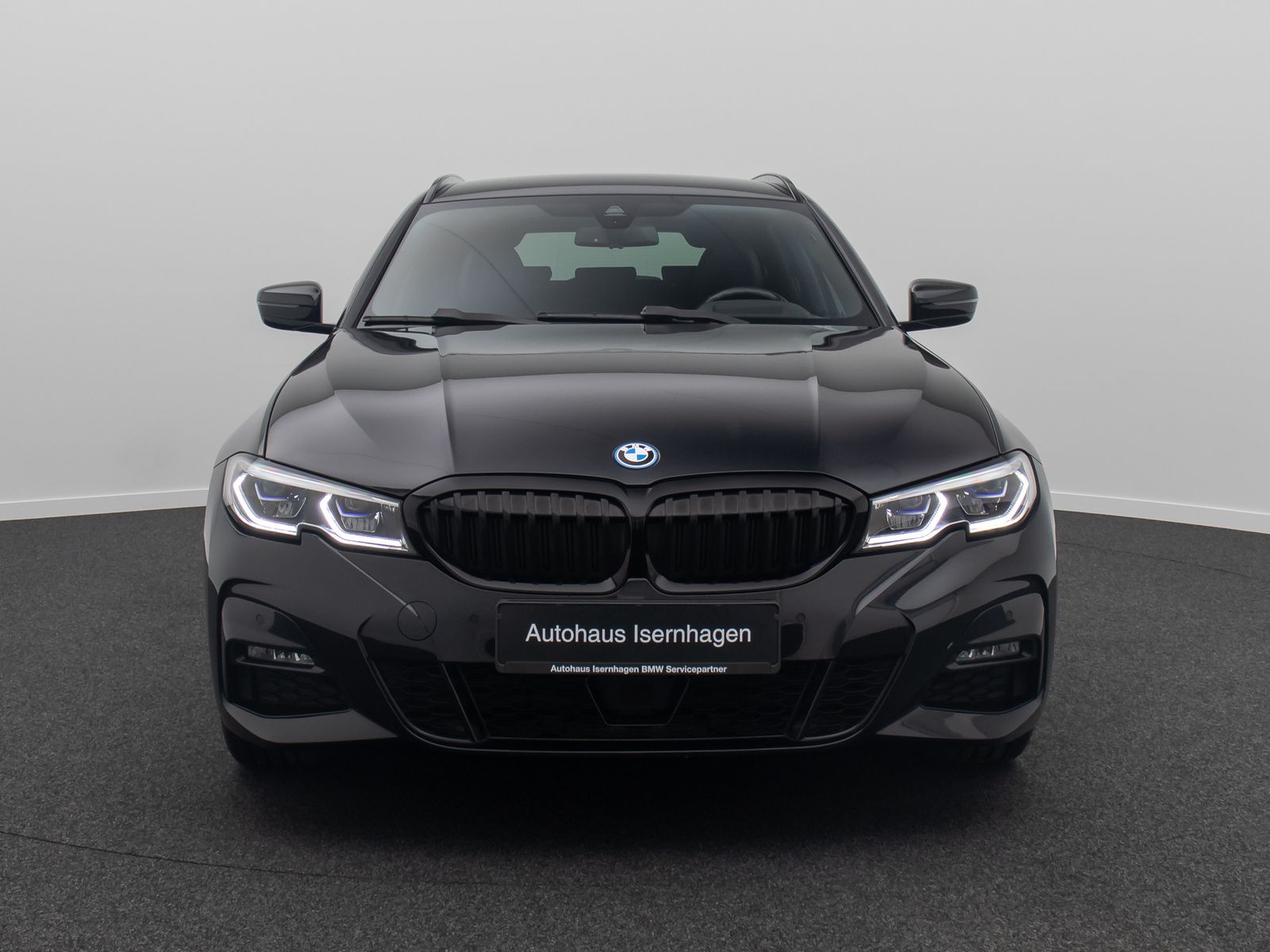 Fahrzeugabbildung BMW 330e M Sport Kamera HUD DAB Laser HiFi Alarm 18"