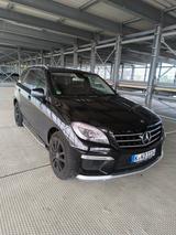 Mercedes-Benz ML 250 BlueTEC 4MATIC - ML63 AMG OPTIK  - Mercedes-Benz ML 250 aus 2012