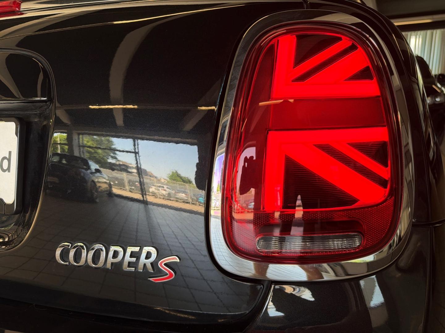 MINI Cooper S Cabrio SportAut.Navi HUD LED Harman Kam